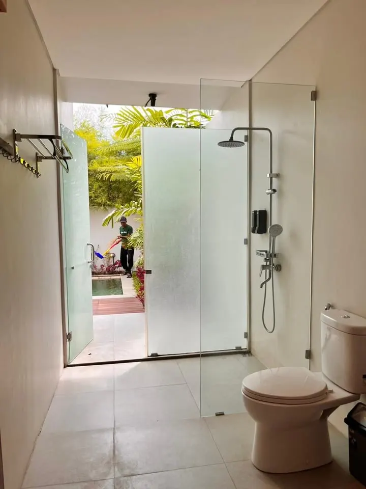 1BR Villa with Private Pool & 24/7 Security, near Seseh – photo 2