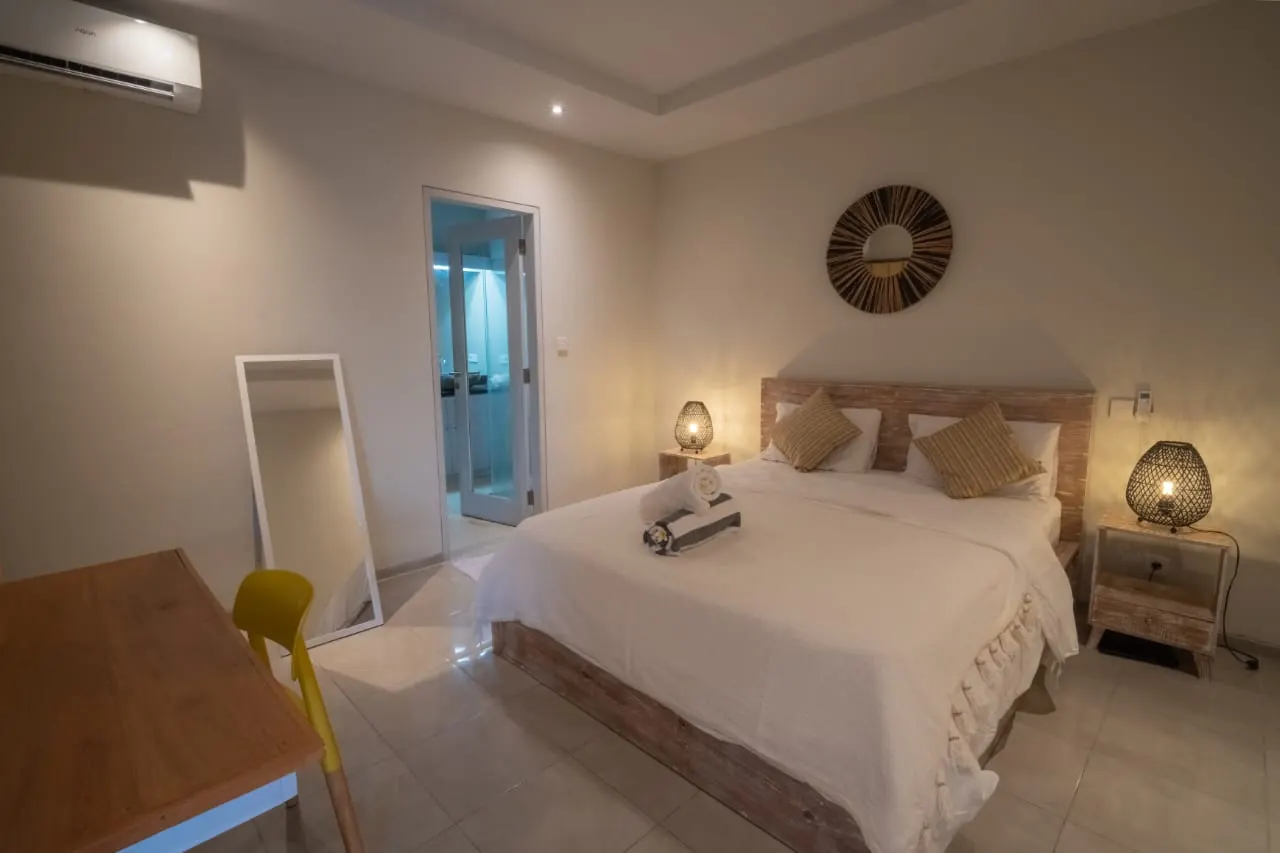 Bedroom with desk and air conditioning