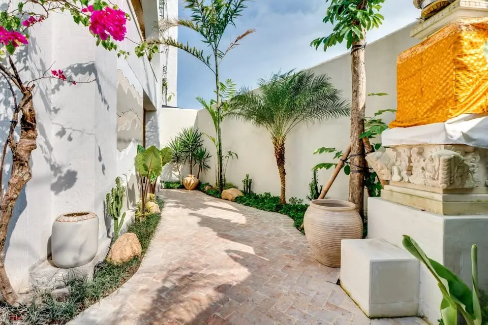 Luxe 1BR Apartment, Kedungu – All Inclusive